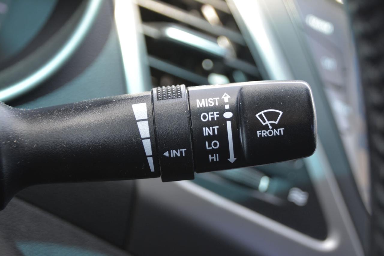2015 Hyundai Elantra Limited Photo