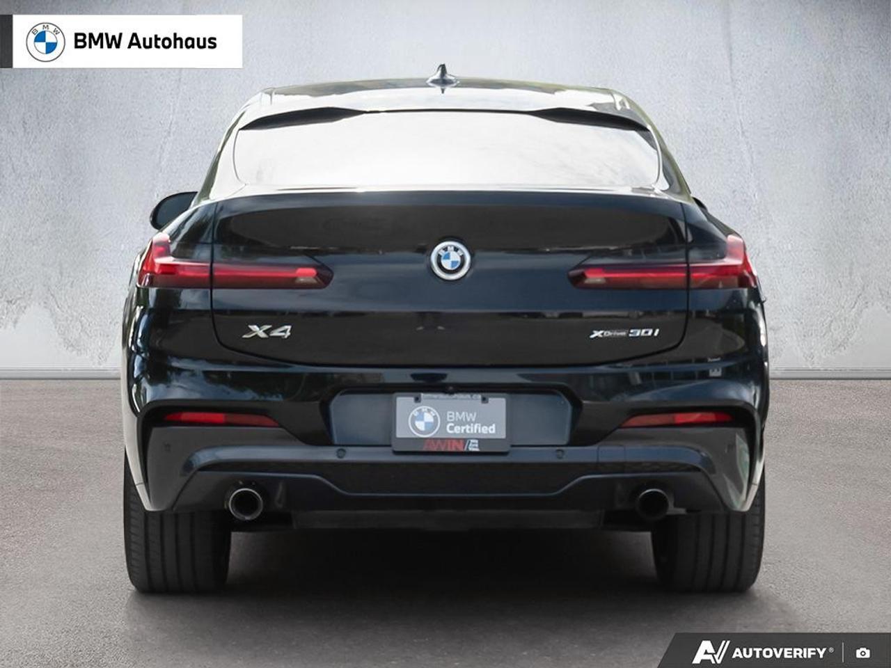 2020 BMW X4 xDrive30i Sports Activity Coupe Photo