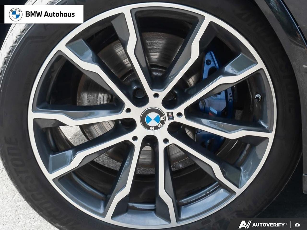 2020 BMW X4 xDrive30i Sports Activity Coupe Photo