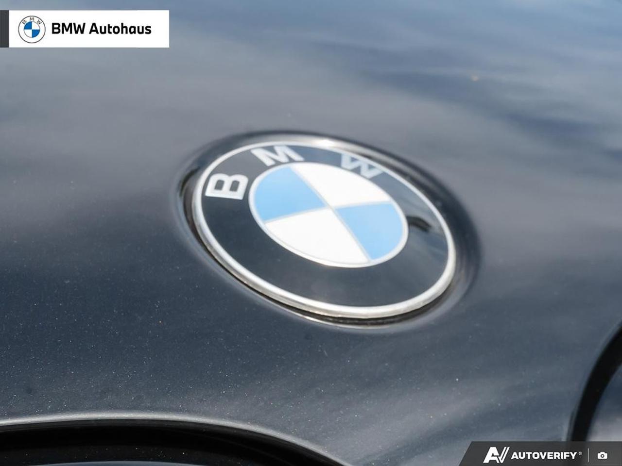 2020 BMW X4 xDrive30i Sports Activity Coupe Photo