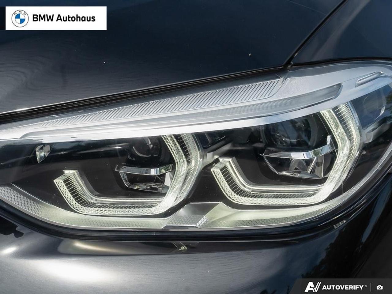 2020 BMW X4 xDrive30i Sports Activity Coupe Photo