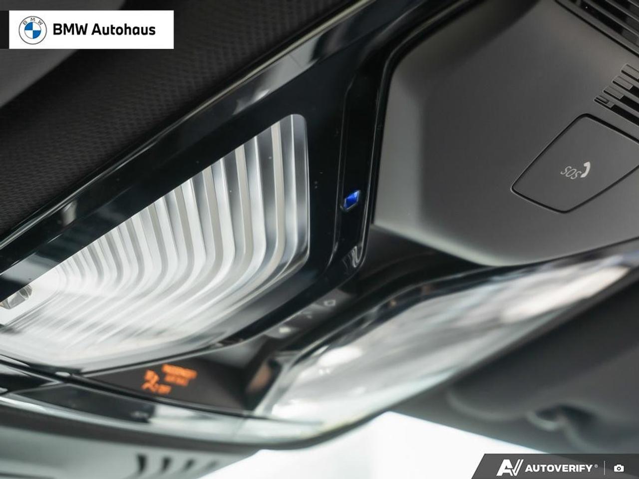 2020 BMW X4 xDrive30i Sports Activity Coupe Photo