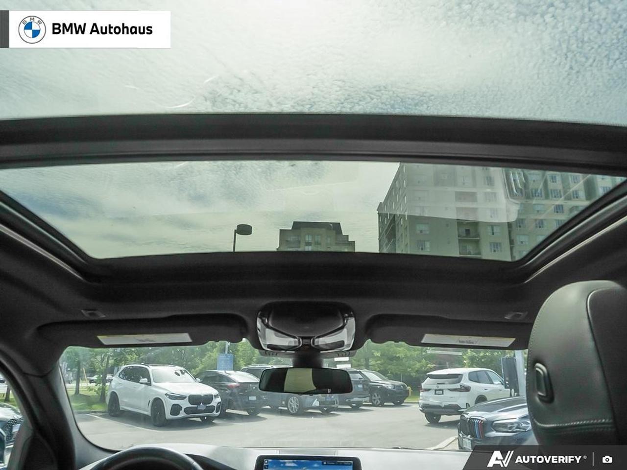 2020 BMW X4 xDrive30i Sports Activity Coupe Photo
