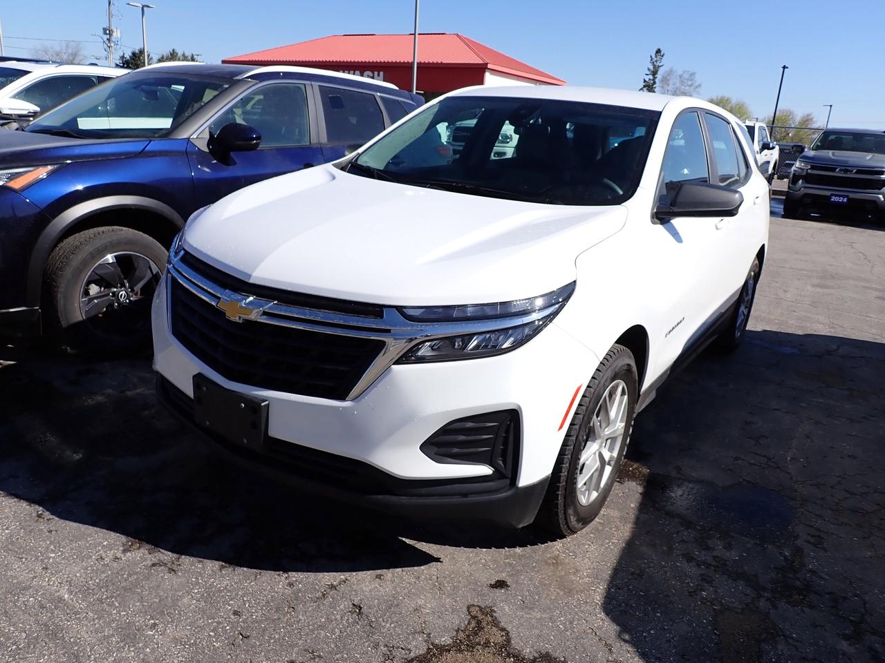 2024 Chevrolet Equinox LS FWD 4dr Photo