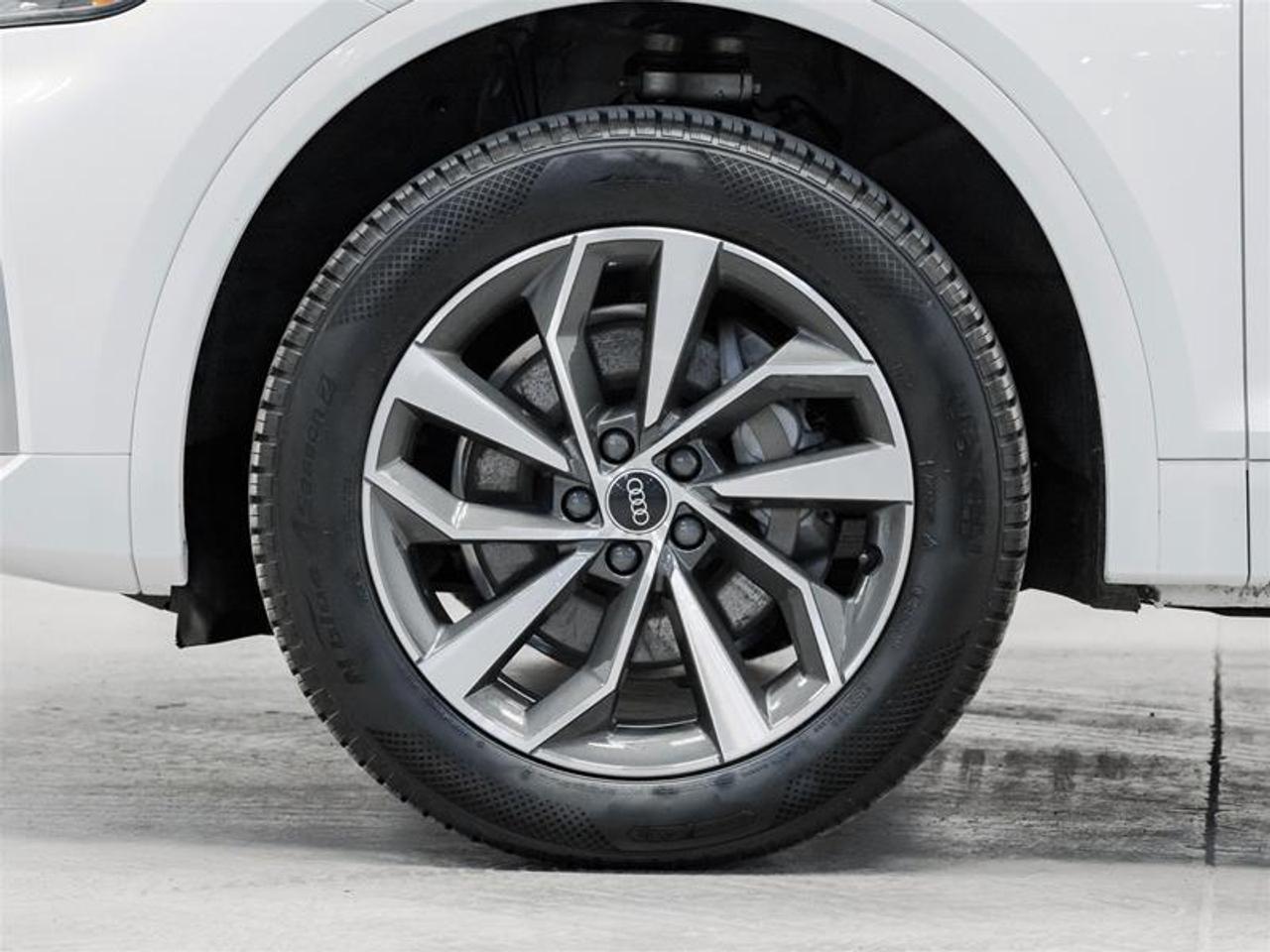 2022 Audi Q5 45 Progressiv 4dr All-Wheel Drive quattro Sport Utility Photo