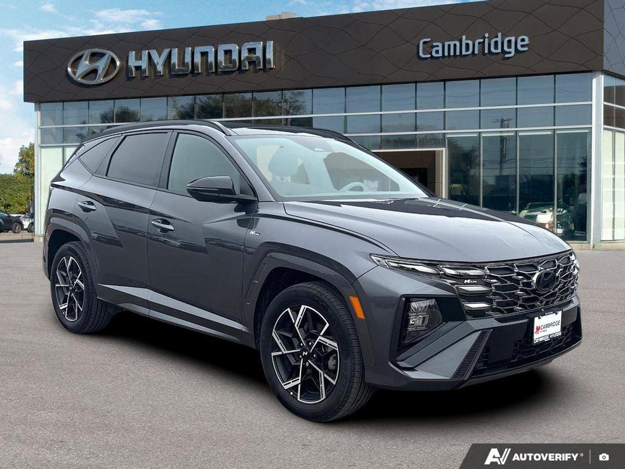 2025 Hyundai Tucson Hybrid Hybrid N-Line   NO ACCIDENTS ONE OWNER   6.3L/100K Photo