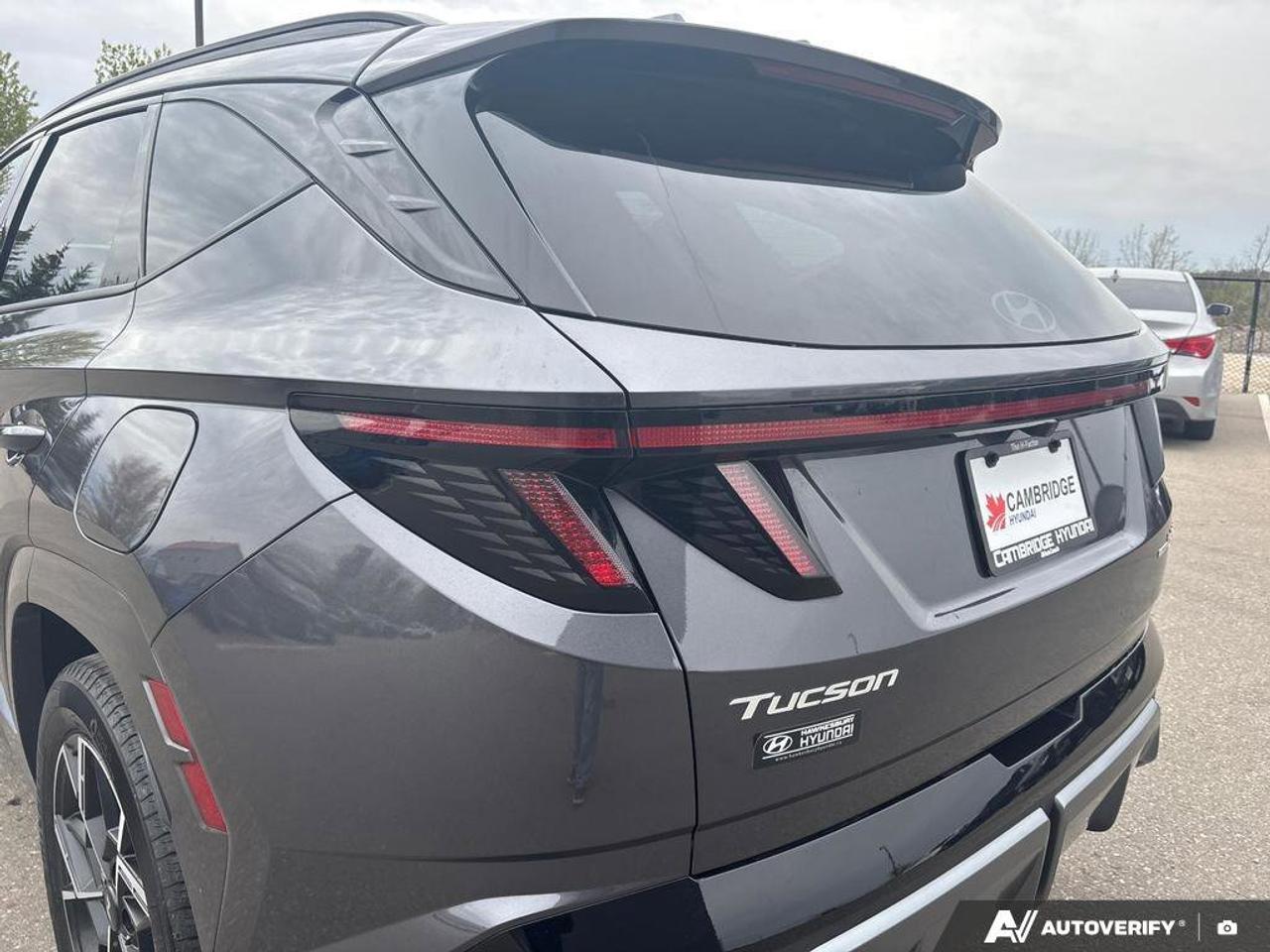 2025 Hyundai Tucson Hybrid Hybrid N-Line   NO ACCIDENTS ONE OWNER   6.3L/100K Photo