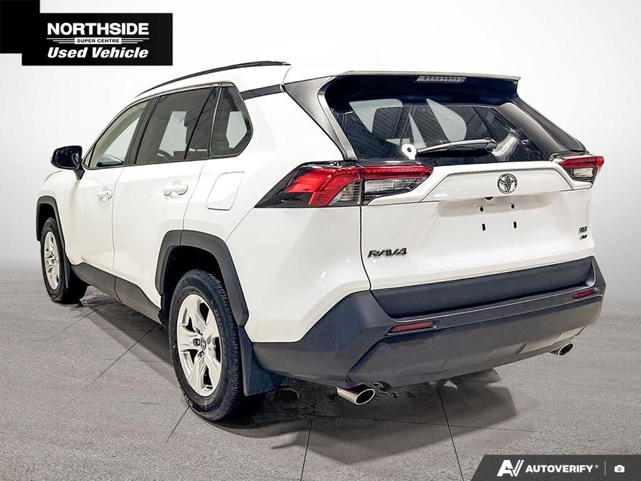 2021 Toyota RAV4 XLE AWD Photo