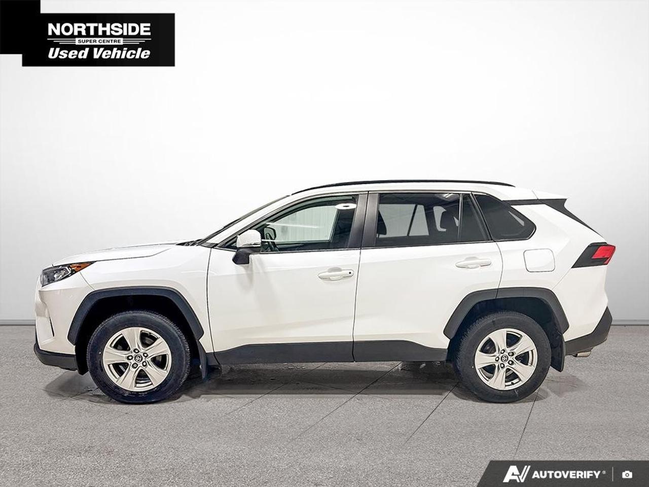 2021 Toyota RAV4 XLE AWD Photo