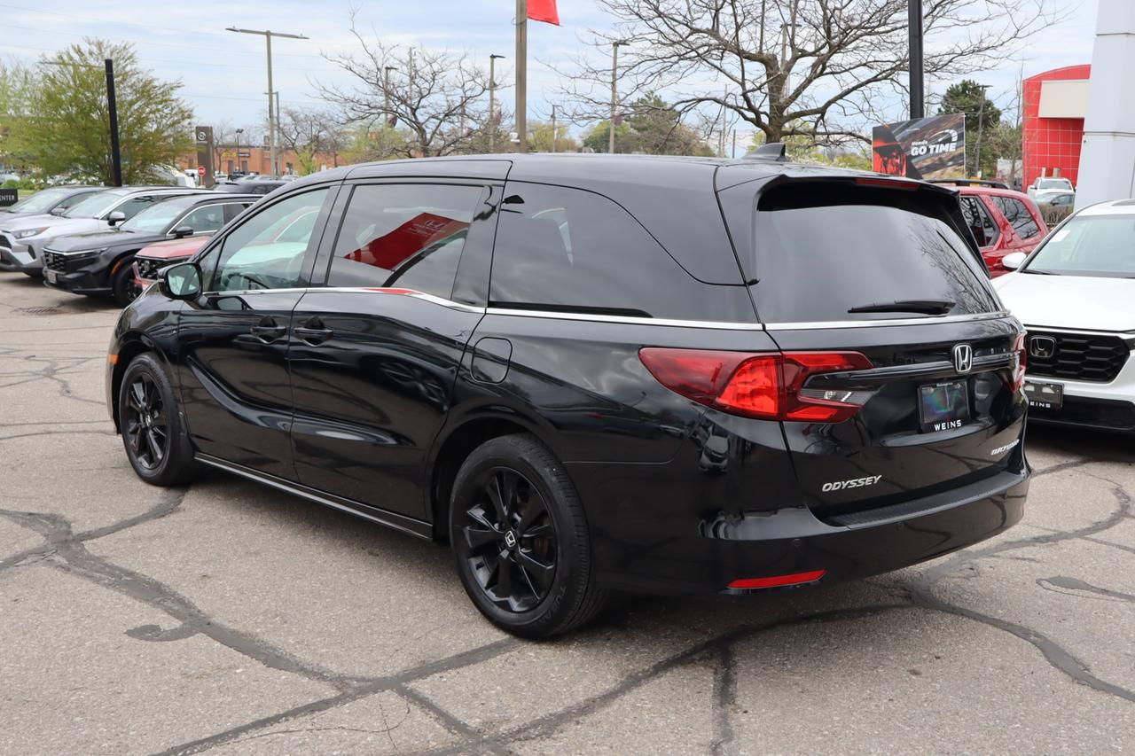 2024 Honda Odyssey Black Edition Passenger Van Photo