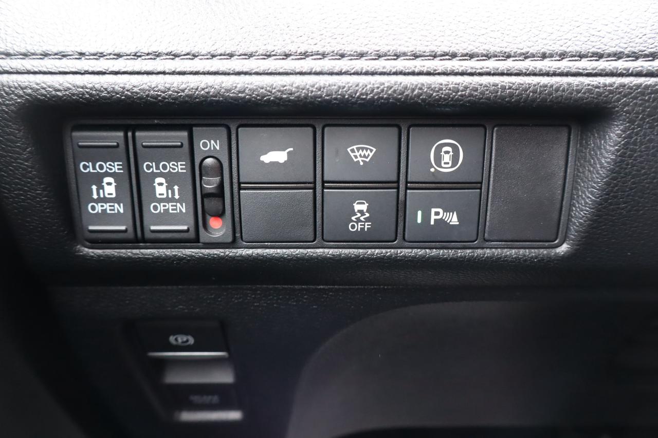 2024 Honda Odyssey Black Edition Passenger Van Photo