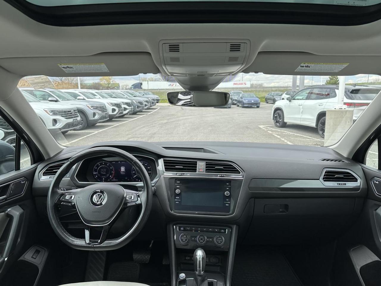 2018 Volkswagen Tiguan Highline 4MOTION AWD - 1 OWNER Photo