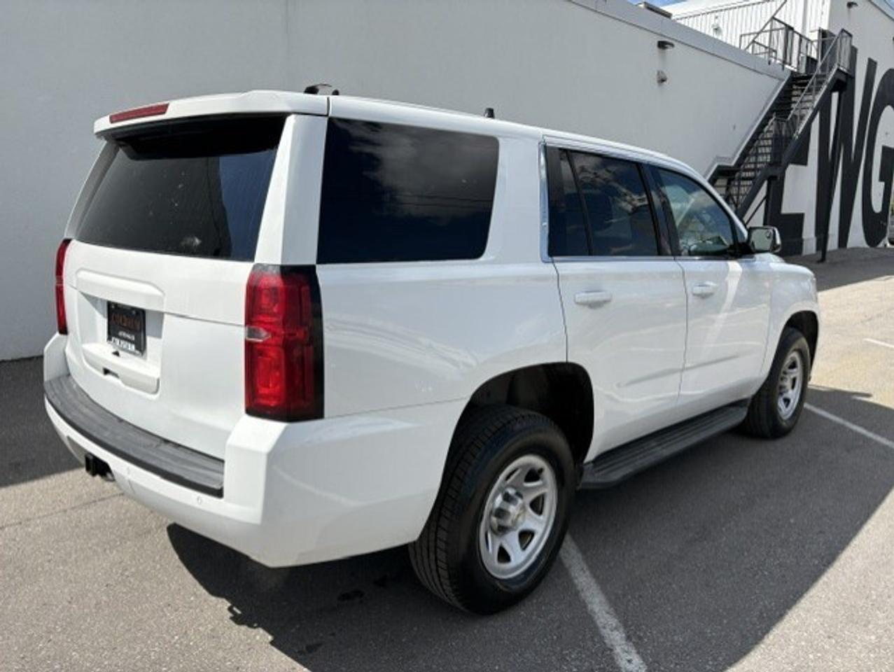 2015 Chevrolet Tahoe 4WD **1 OWNER EMS SUPERVISOR-ONLY 120KM-CERTIFIED* Photo