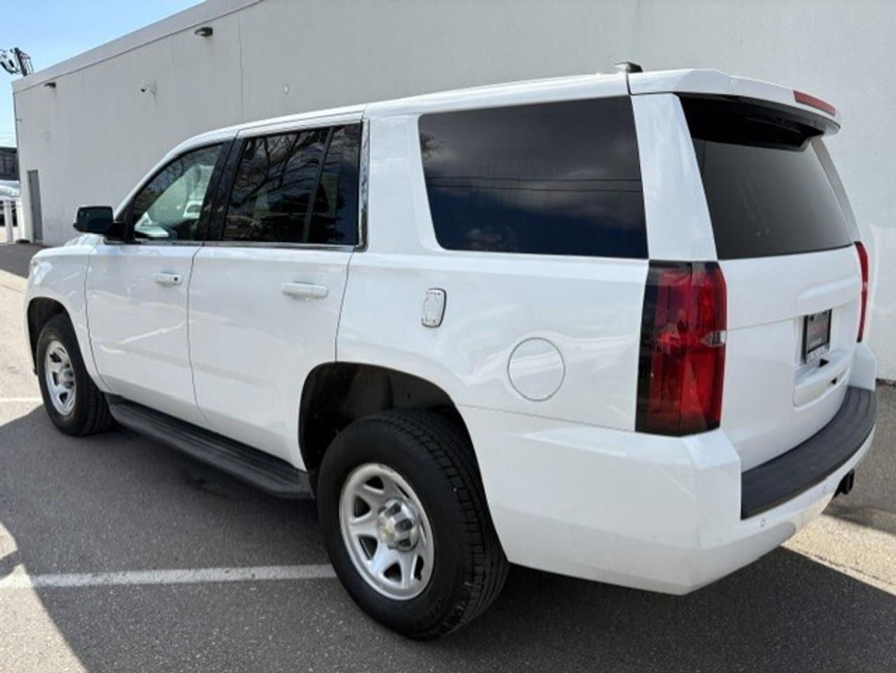 2015 Chevrolet Tahoe 4WD **1 OWNER EMS SUPERVISOR-ONLY 120KM-CERTIFIED* Photo