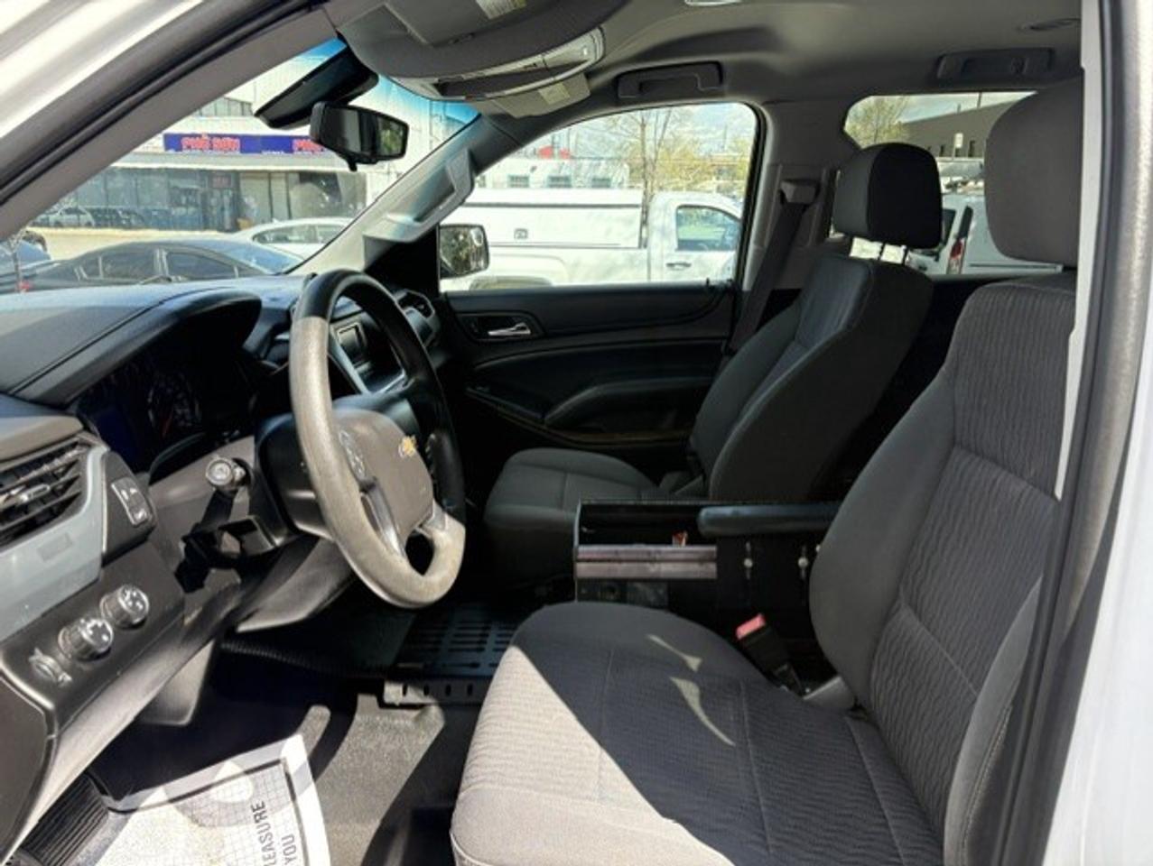 2015 Chevrolet Tahoe 4WD **1 OWNER EMS SUPERVISOR-ONLY 120KM-CERTIFIED* Photo