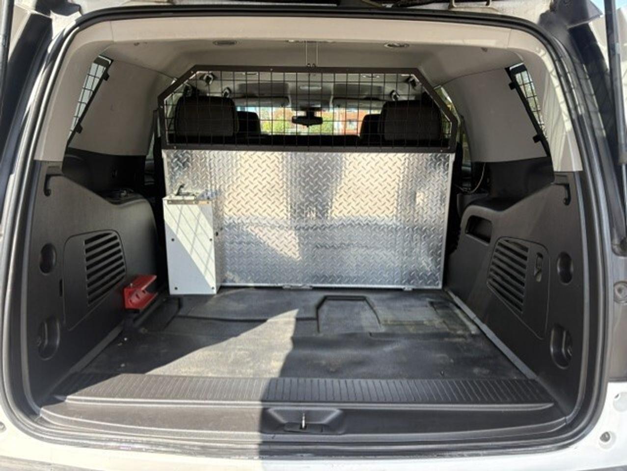 2015 Chevrolet Tahoe 4WD **1 OWNER EMS SUPERVISOR-ONLY 120KM-CERTIFIED* Photo