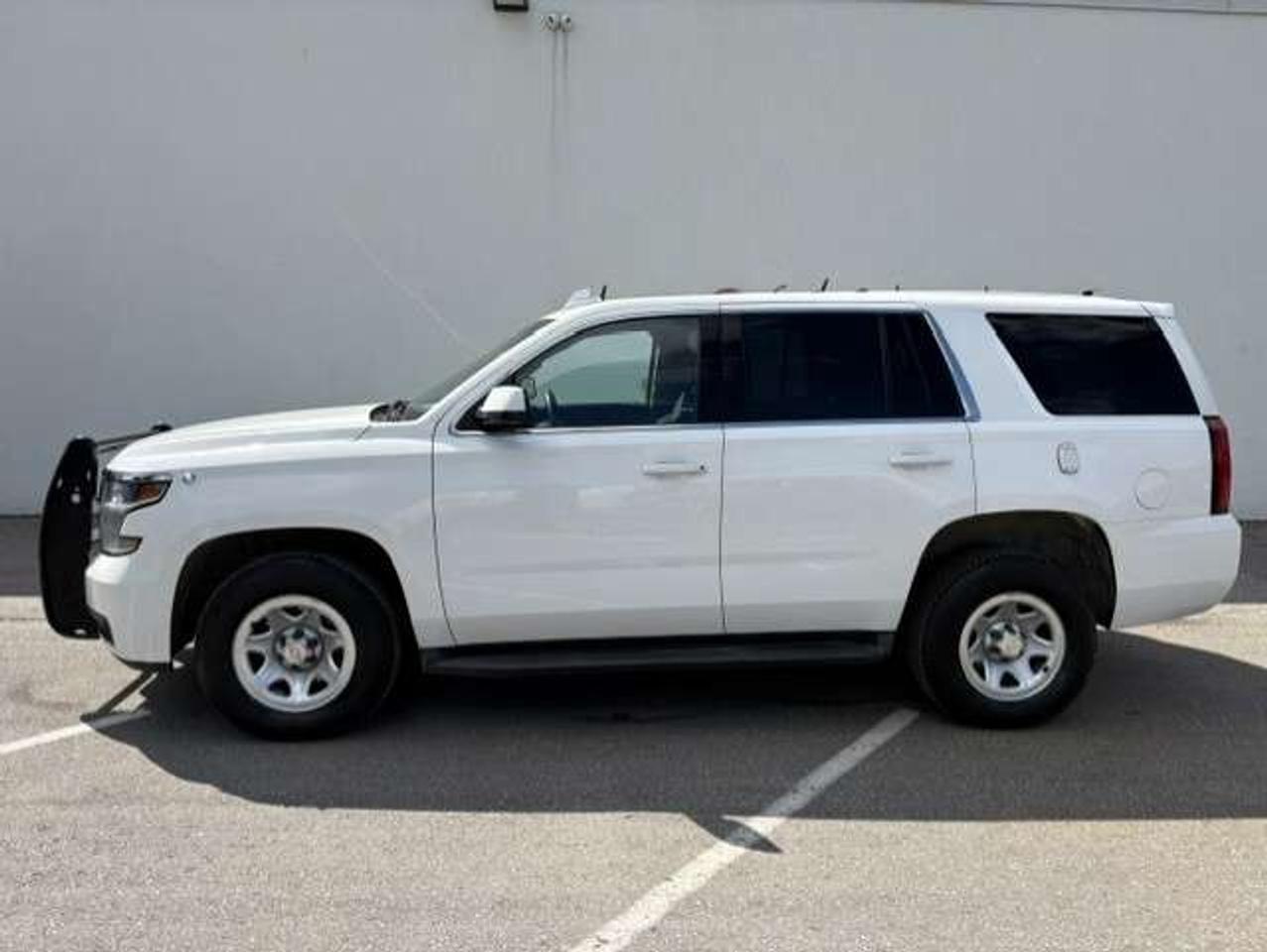 2015 Chevrolet Tahoe 4WD **1 OWNER EMS SUPERVISOR-ONLY 120KM-CERTIFIED* Photo5