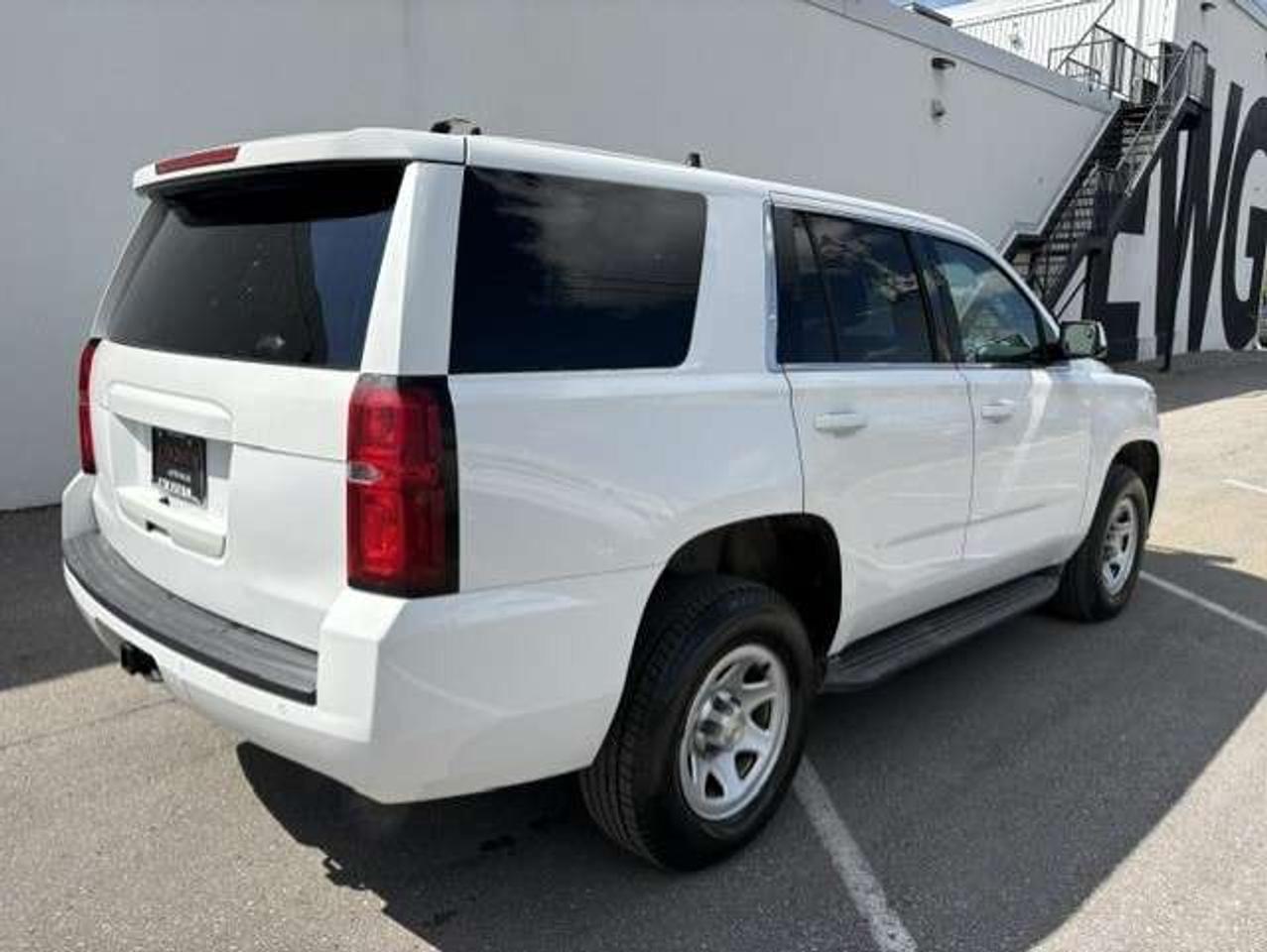 2015 Chevrolet Tahoe 4WD **1 OWNER EMS SUPERVISOR-ONLY 120KM-CERTIFIED* Photo