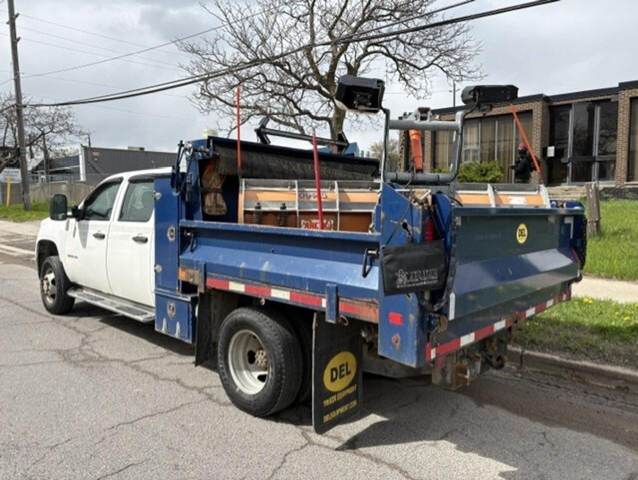 2014 GMC Sierra 3500HD 4WD CREW CAB-DUMP BOX-SNOW PLOW-CERTIFIED-1 OWNER Photo2
