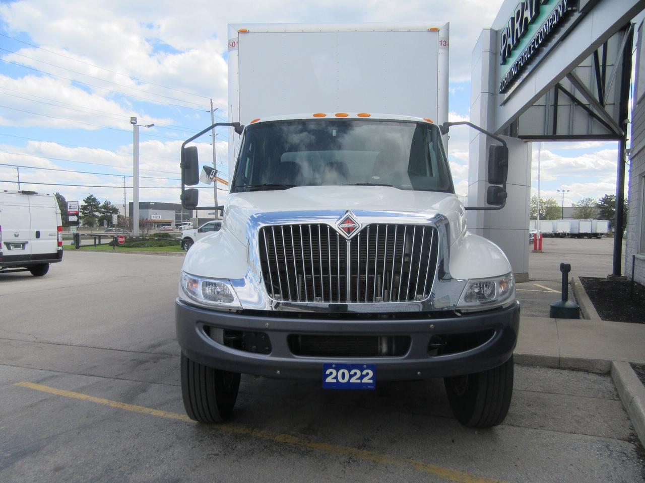 2022 International MV 607 26FT HIGH & WIDE ALUMINUM BOX POWER LIFTGATE Photo