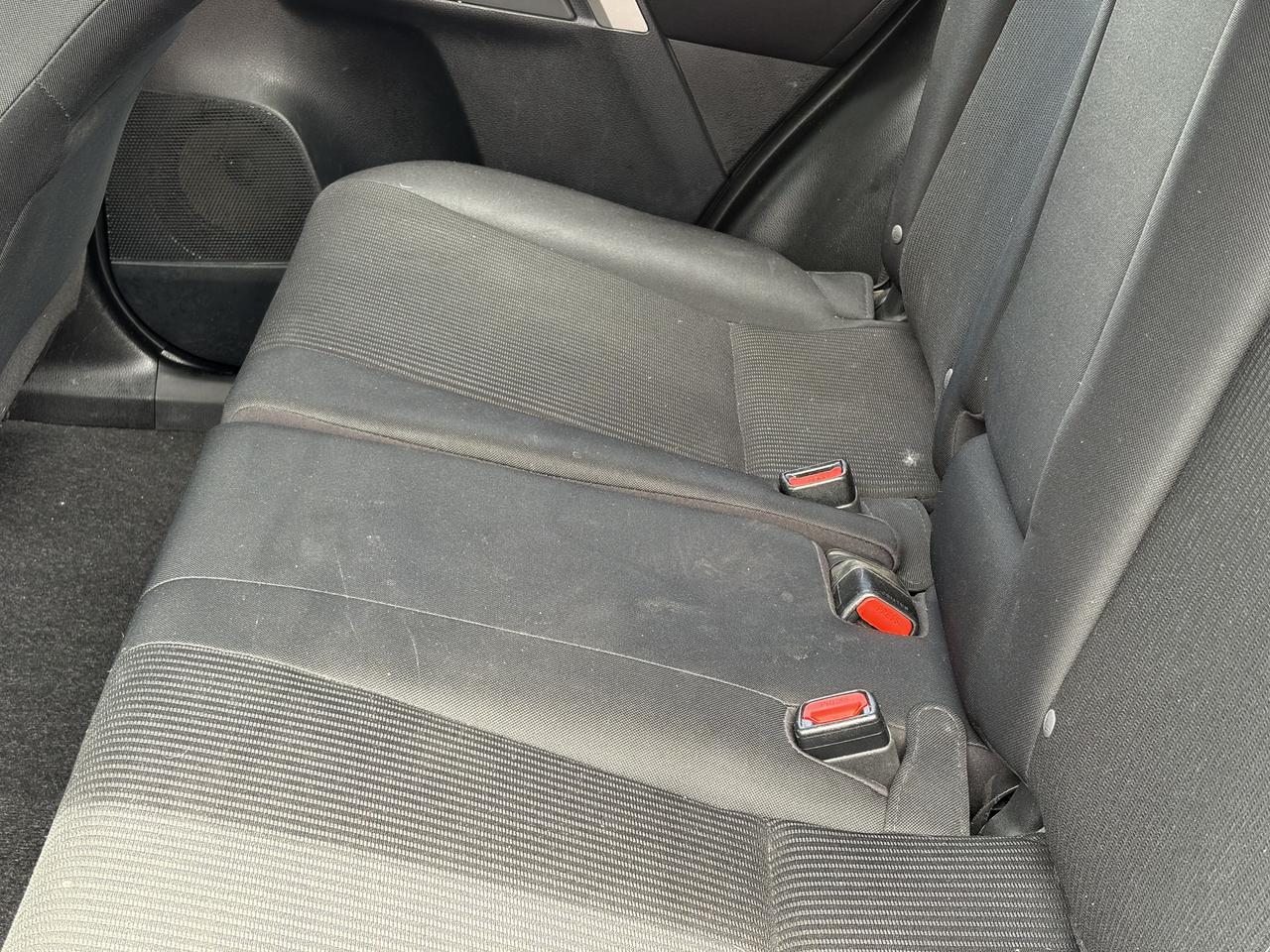 2017 Toyota RAV4 LE/AWD/BACK UP CAM/CALL PICTON 613-476-2188 Photo