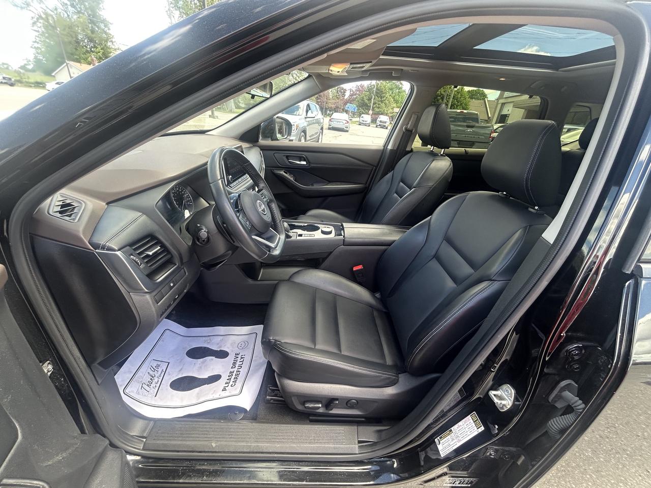 2023 Nissan Rogue SV MIDNIGHT EDITION/HEATED SEATS/LEATHER/PWR ROOF Photo