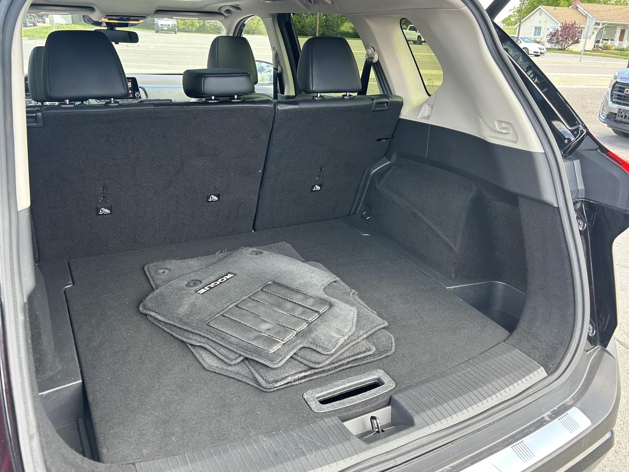 2023 Nissan Rogue SV MIDNIGHT EDITION/HEATED SEATS/LEATHER/PWR ROOF Photo