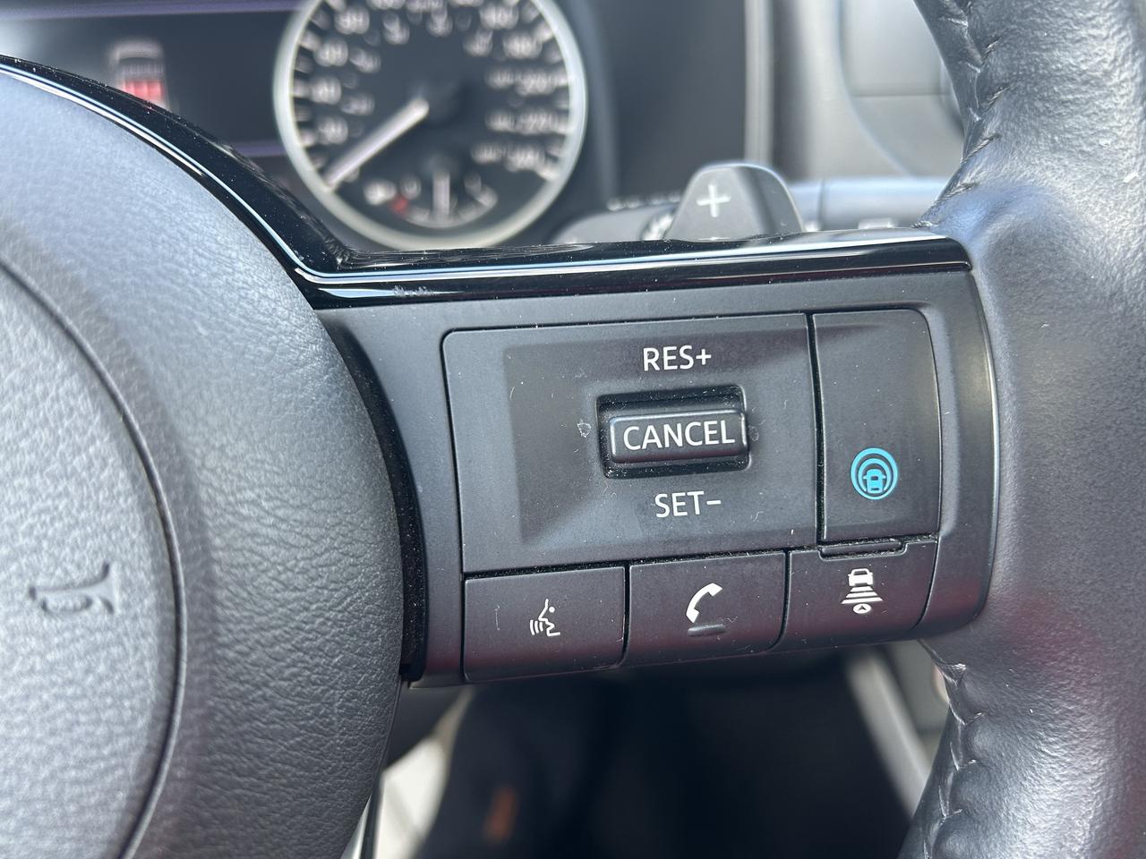 2023 Nissan Rogue SV MIDNIGHT EDITION/HEATED SEATS/LEATHER/PWR ROOF Photo