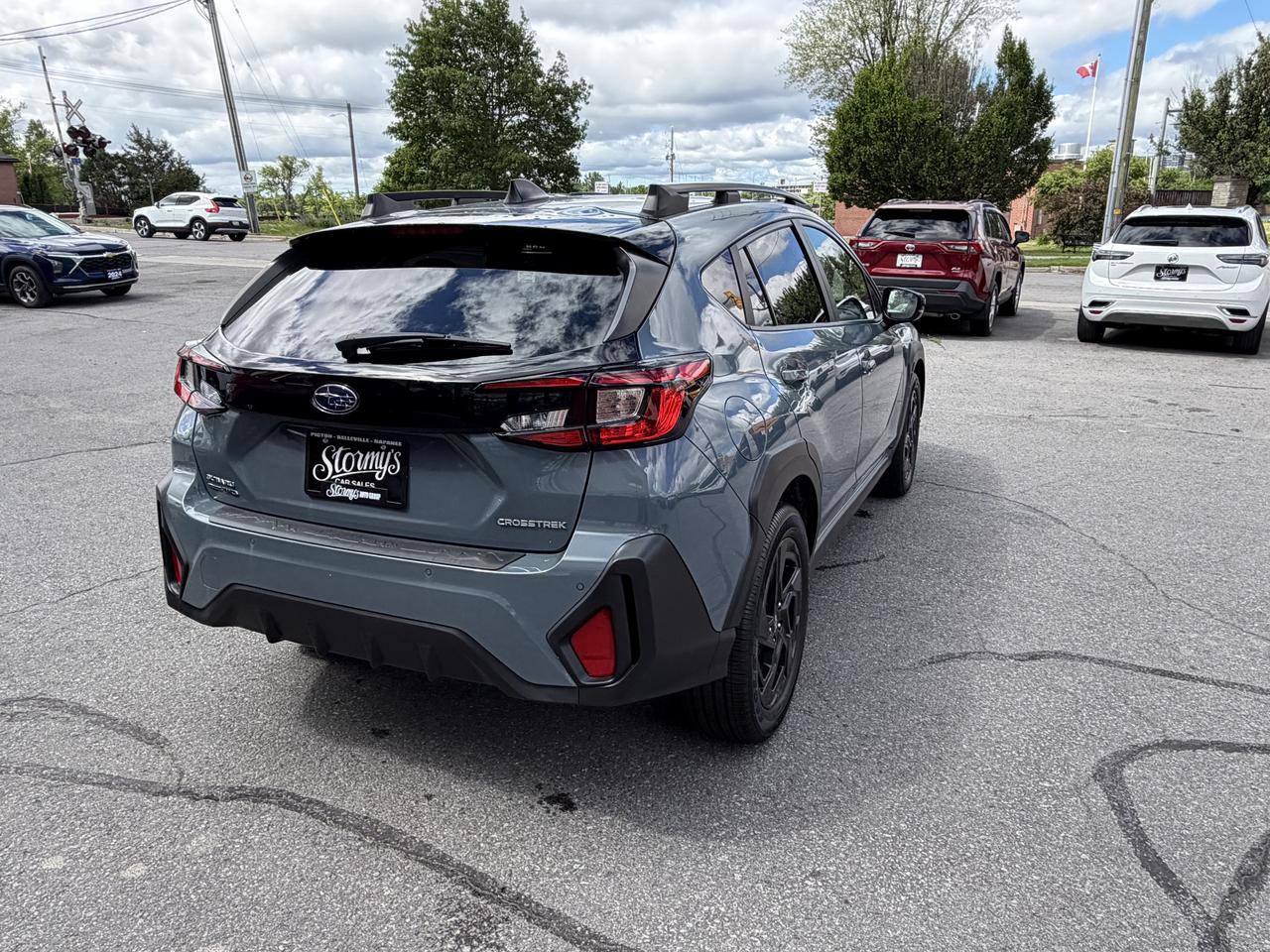 2024 Subaru Crosstrek Onyx  **CALL BELLEVILLE 613-961-8848** Photo