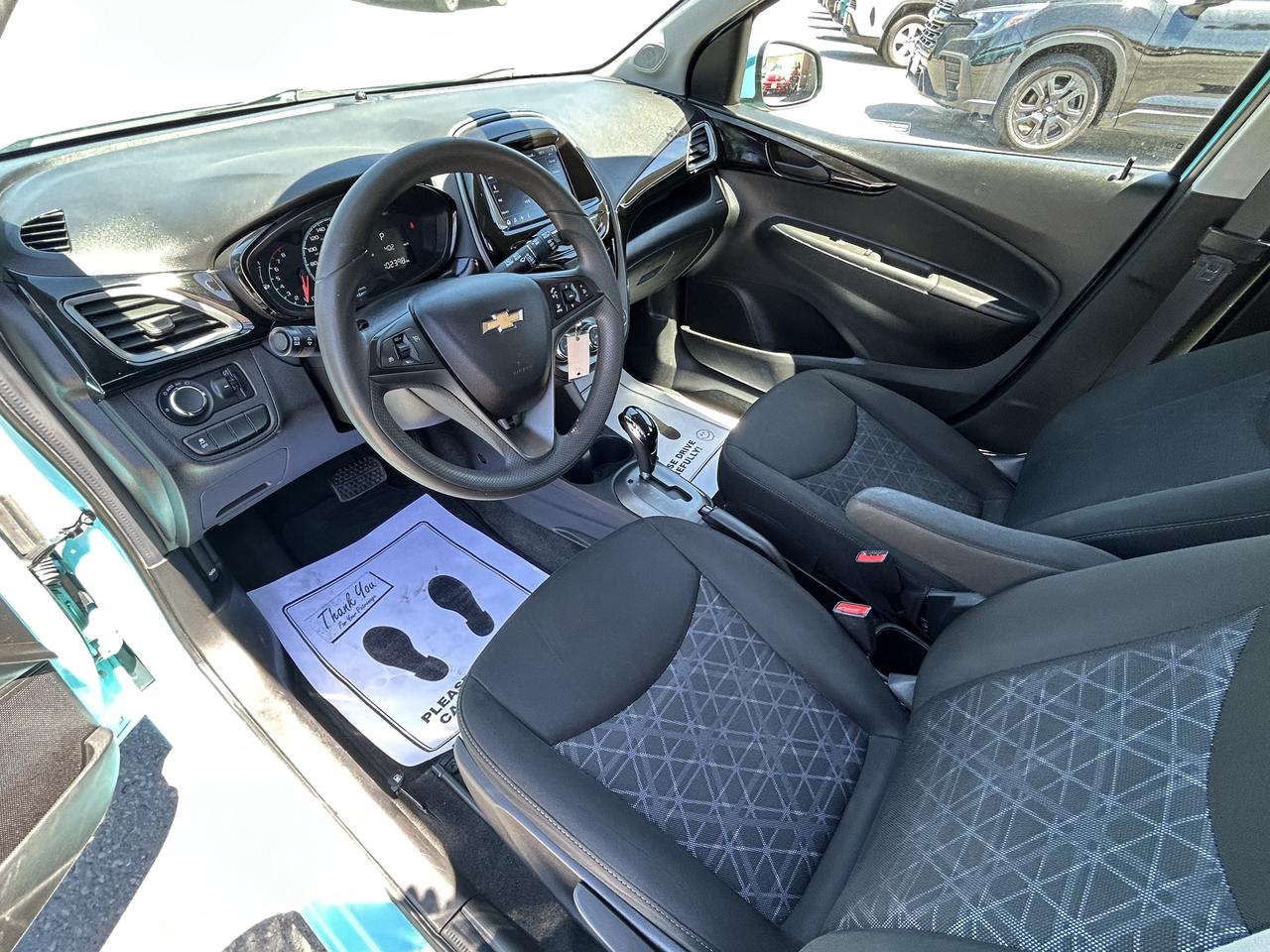 2021 Chevrolet Spark 1LT/BACK UP CAM/FUEL EFFICIENT!! CALL PICTON Photo