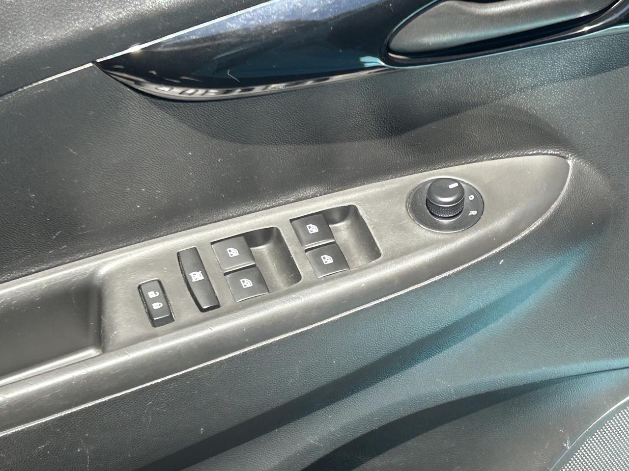 2021 Chevrolet Spark 1LT/BACK UP CAM/FUEL EFFICIENT!! CALL PICTON Photo