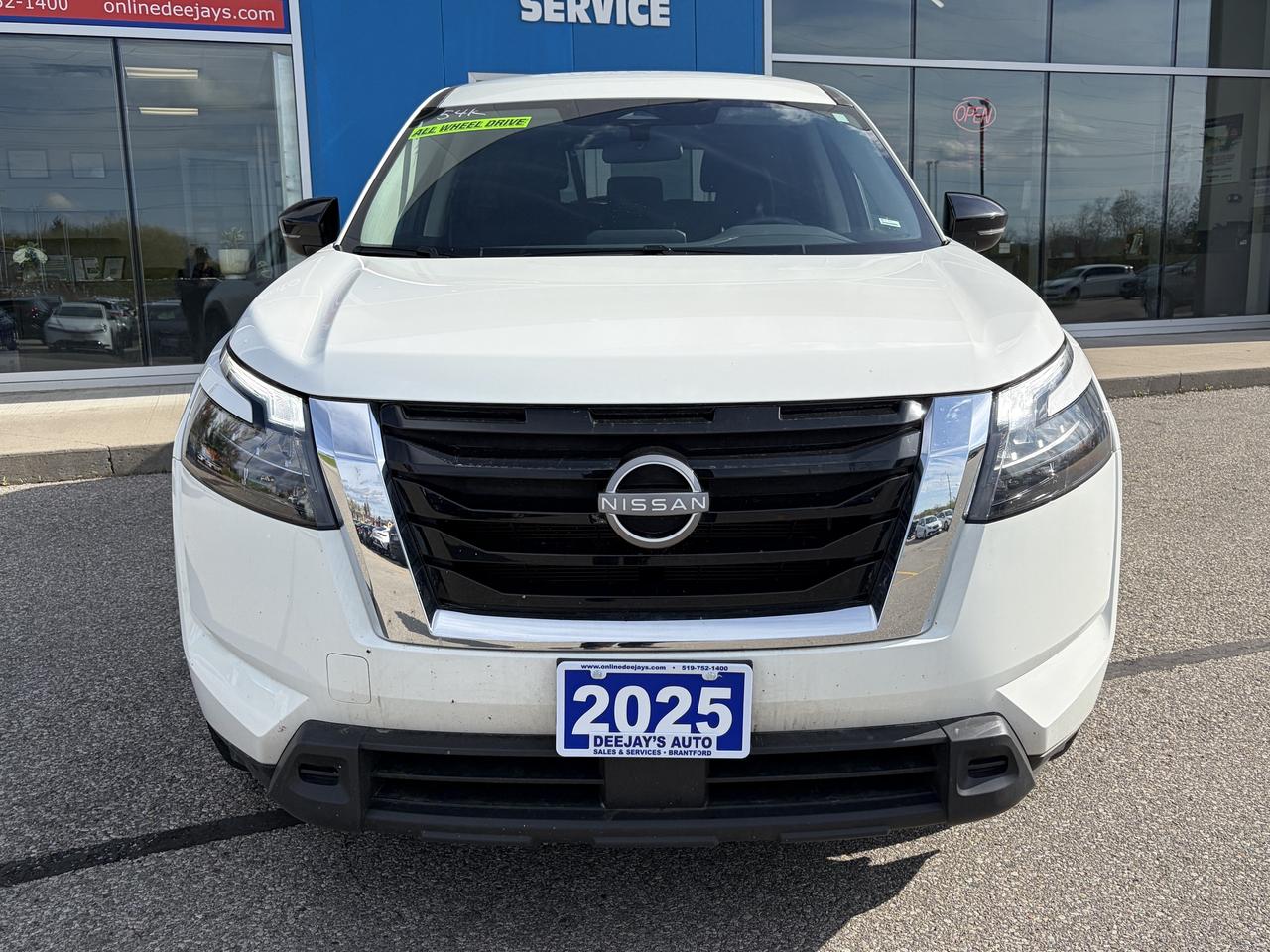 2025 Nissan Pathfinder S 4WD Photo