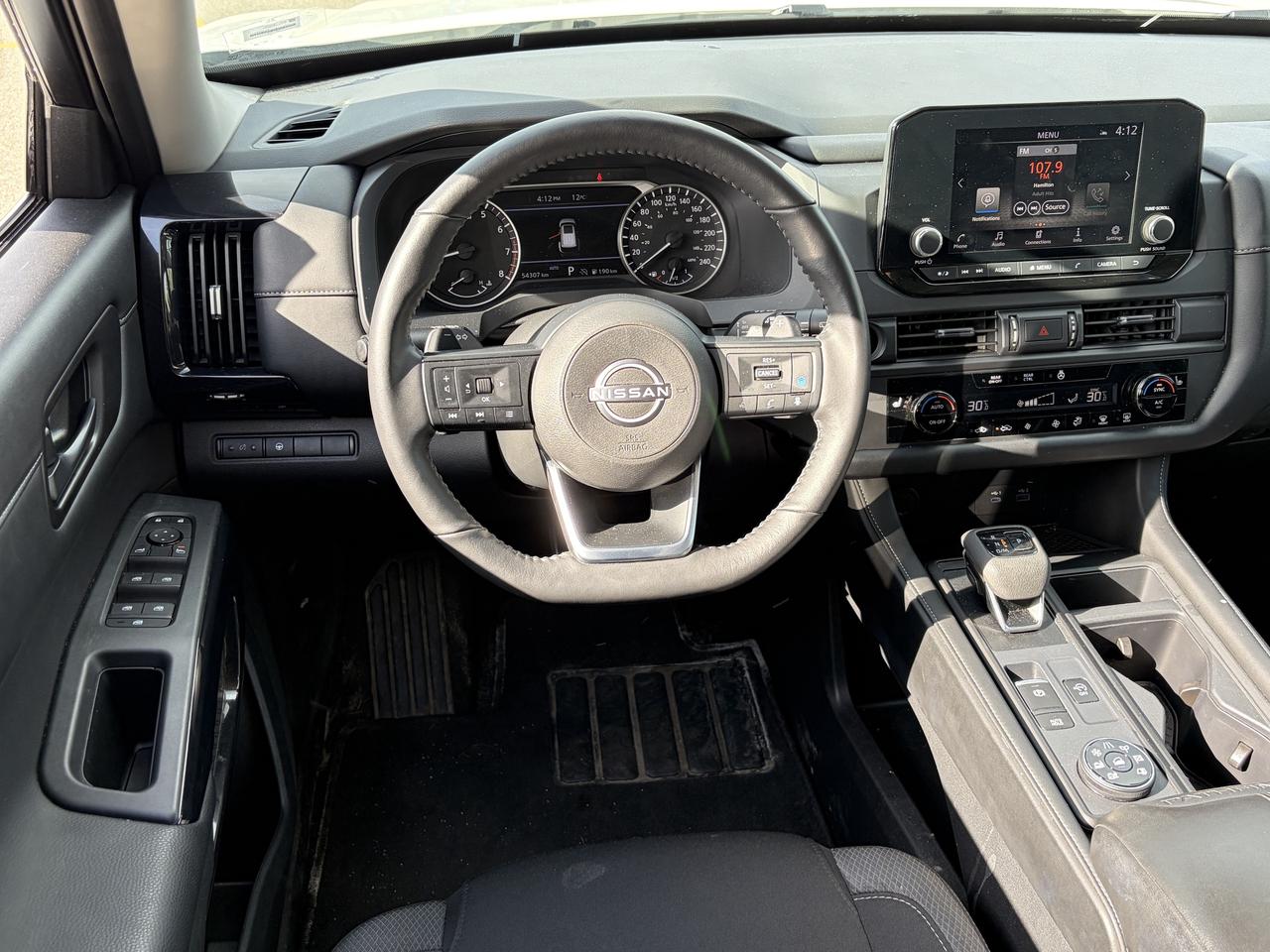 2025 Nissan Pathfinder S 4WD Photo