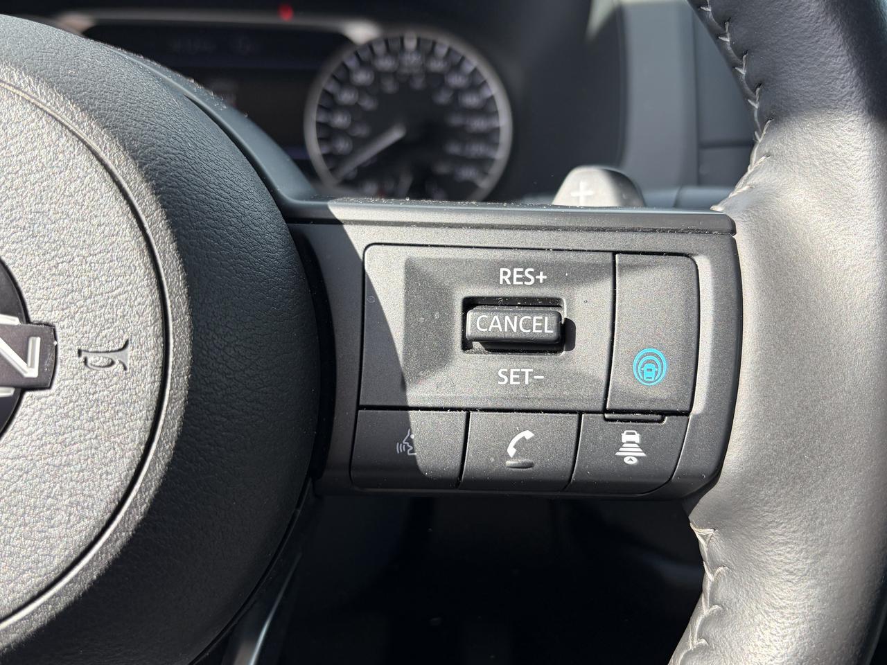 2025 Nissan Pathfinder S 4WD Photo