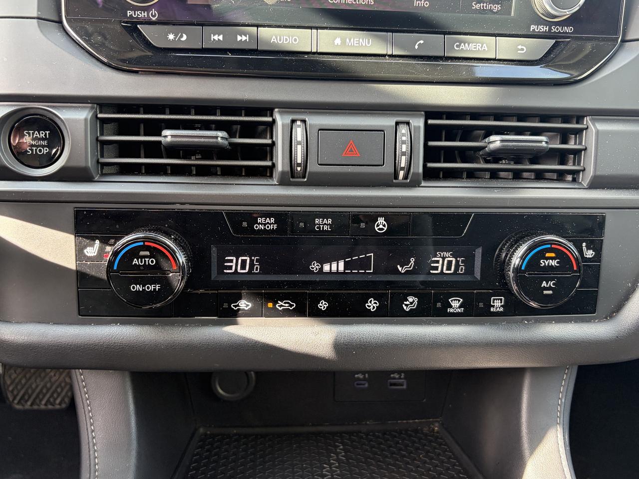 2025 Nissan Pathfinder S 4WD Photo