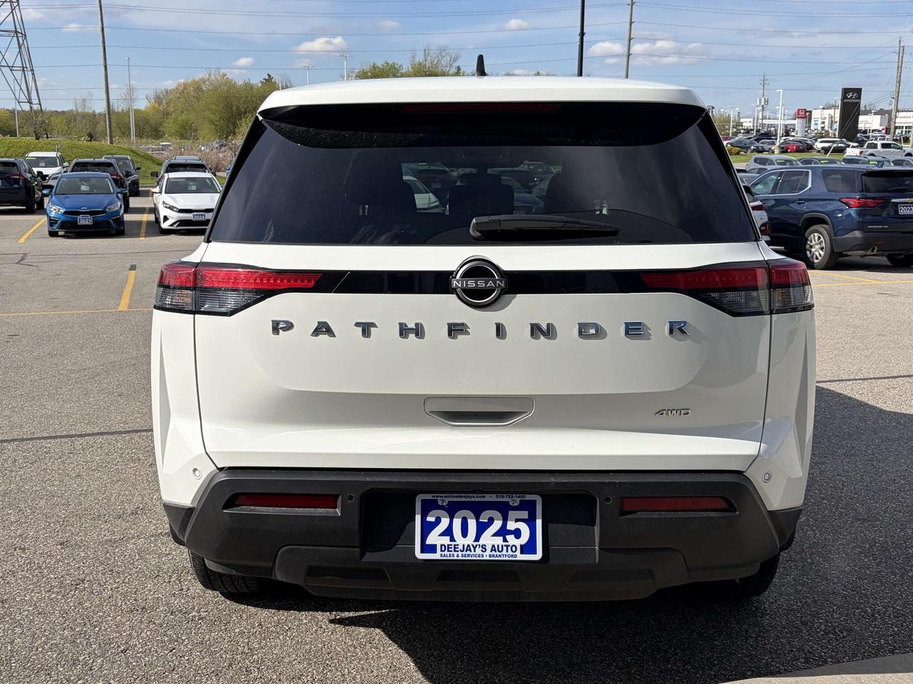 2025 Nissan Pathfinder S 4WD   Clean Carfax   One Owner Photo3