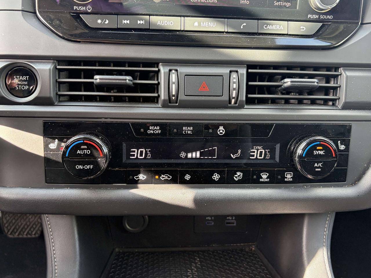 2025 Nissan Pathfinder S 4WD   Clean Carfax   One Owner Photo