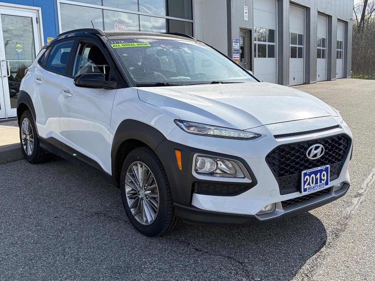 2019 Hyundai KONA 2.0L Preferred AWD w-Two-Tone Roof Photo