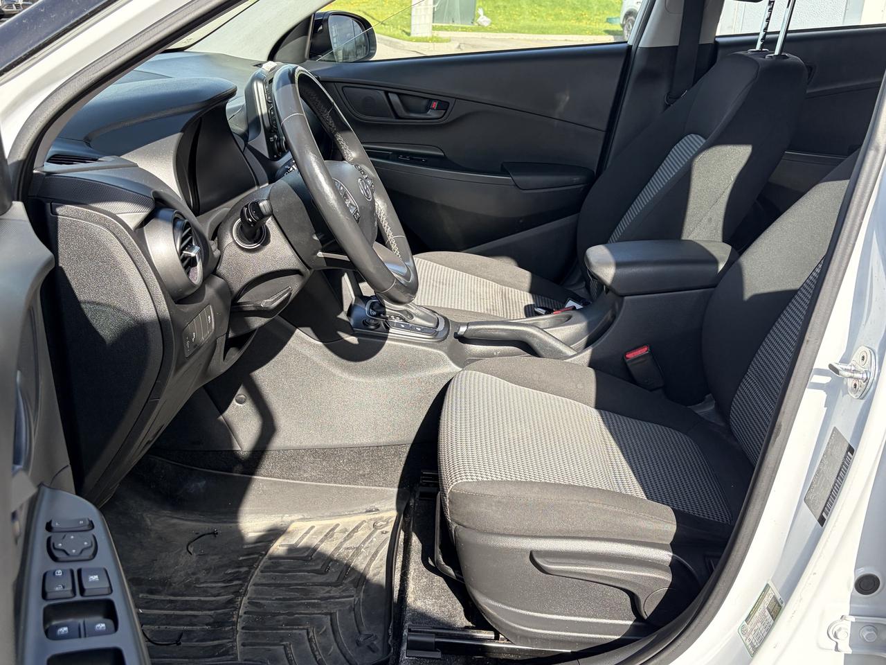 2019 Hyundai KONA 2.0L Preferred AWD w-Two-Tone Roof Photo