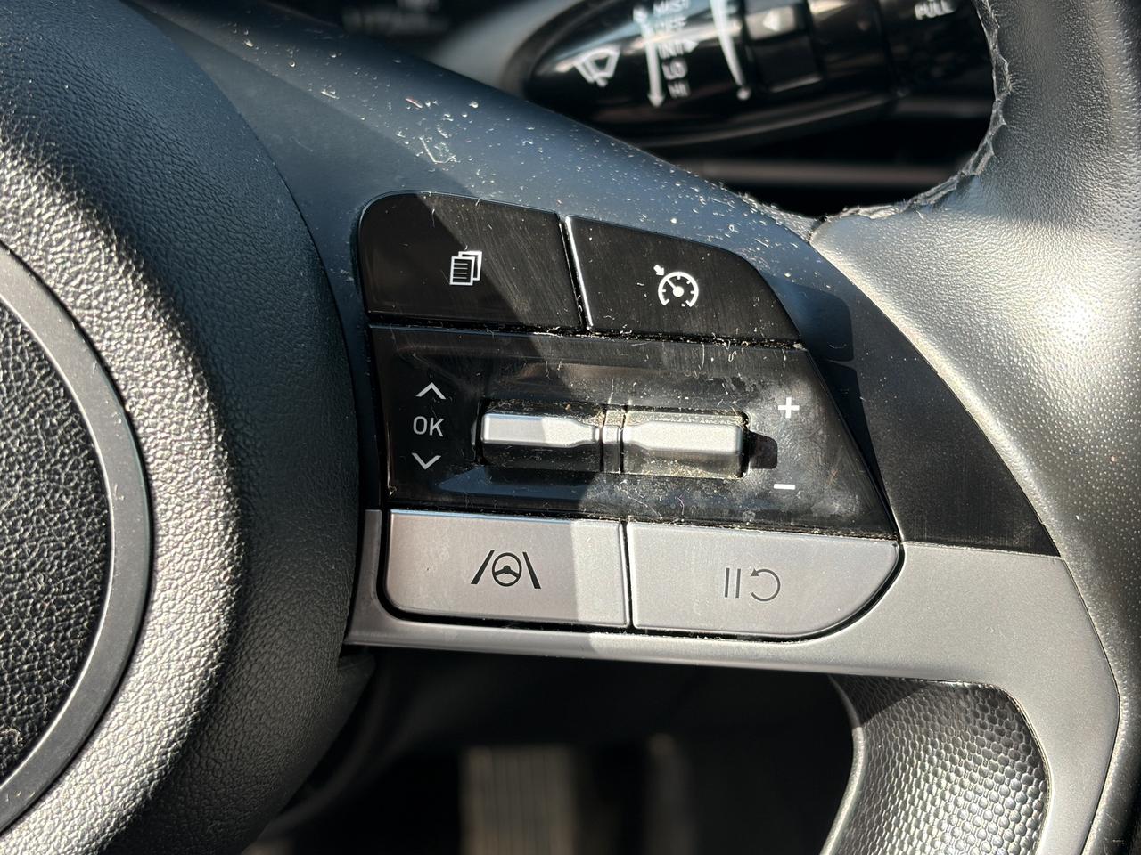 2021 Hyundai Elantra Preferred IVT Photo