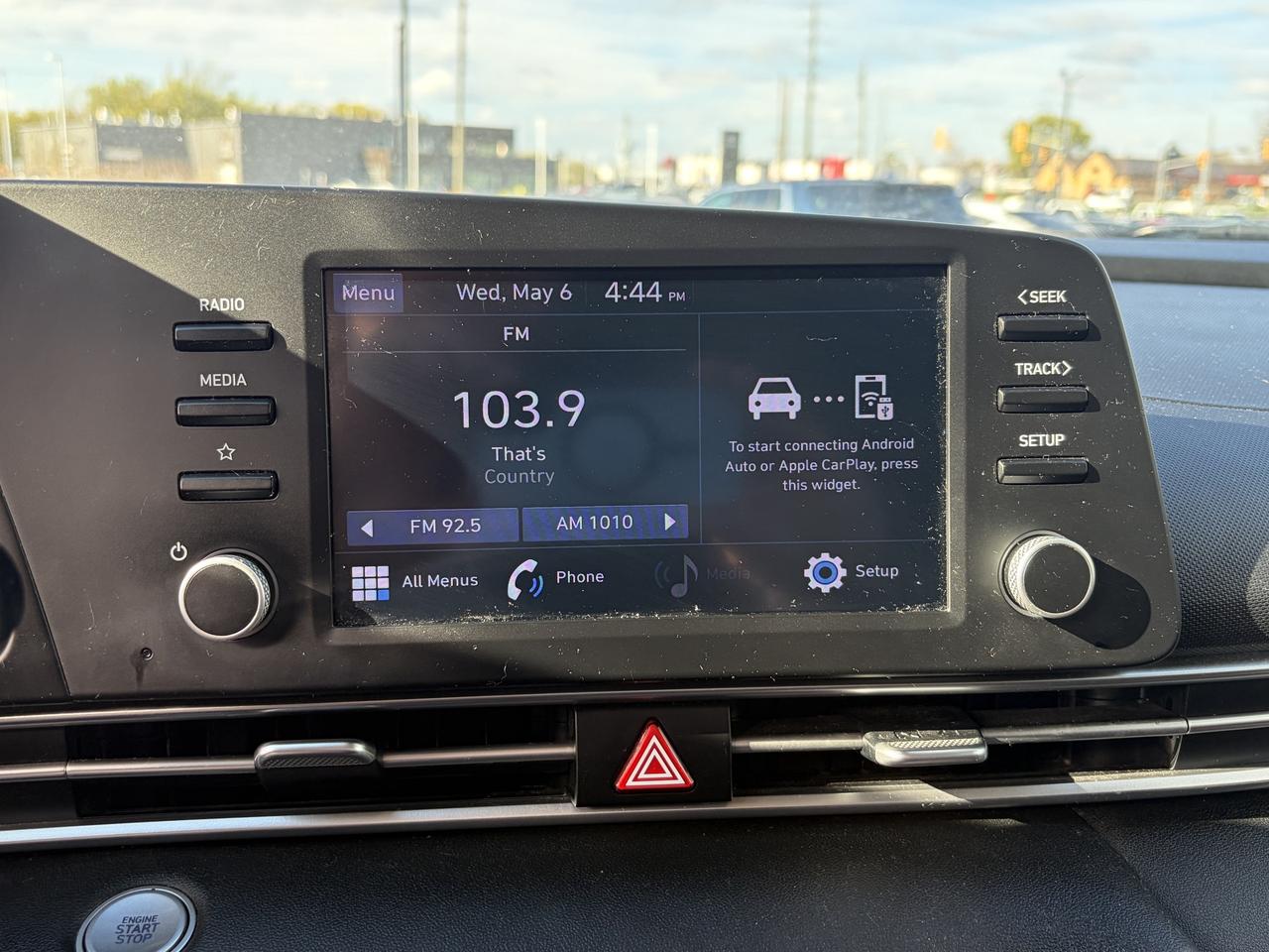 2021 Hyundai Elantra Preferred IVT Photo