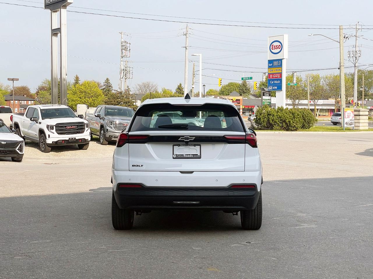2027 Chevrolet Bolt LT 4dr Photo