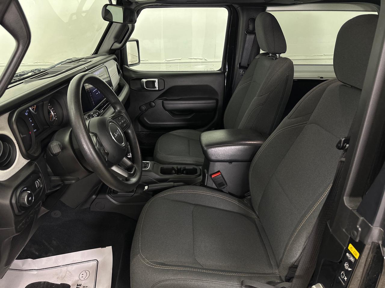2024 Jeep Wrangler SPORT Photo