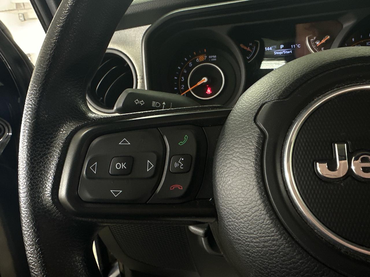 2024 Jeep Wrangler SPORT Photo