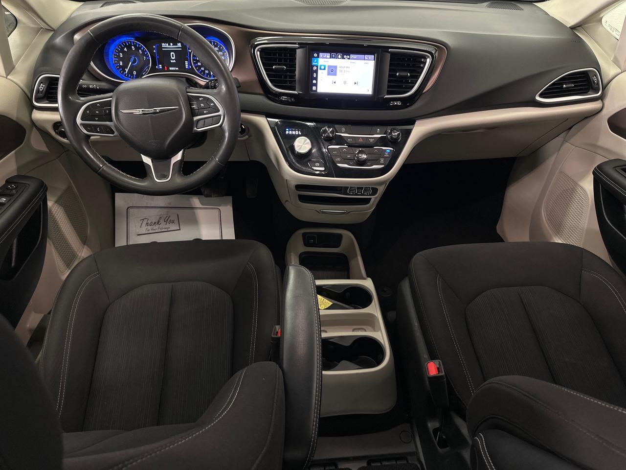 2024 Dodge Grand Caravan SXT Photo