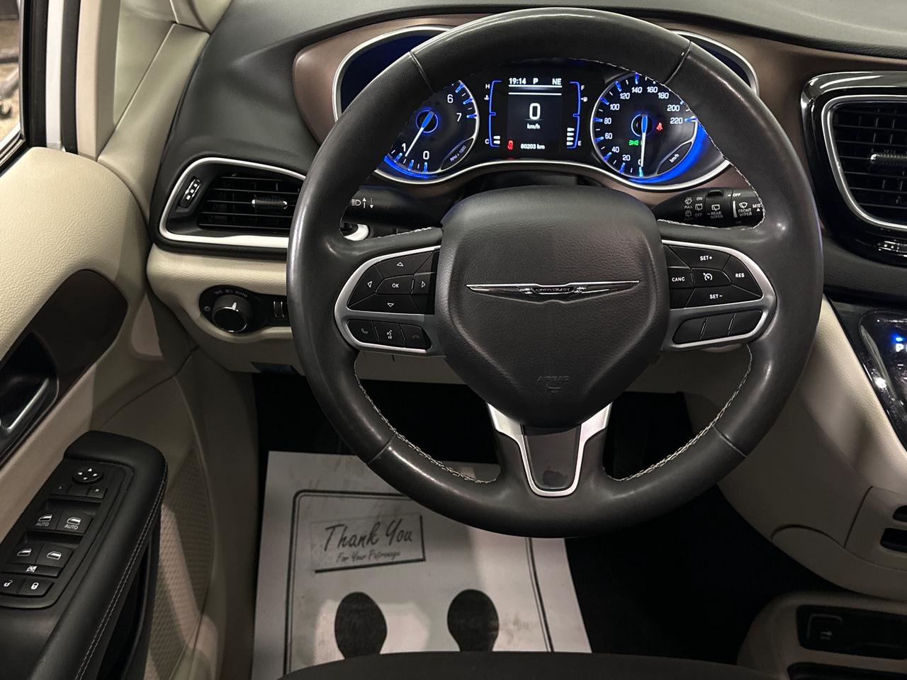2024 Dodge Grand Caravan SXT Photo