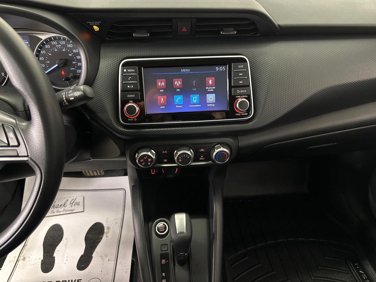 2024 Nissan Kicks S - 31KM/AUTO/AC/PWR GROUP/OFF 1 OWNER LEASE! Photo