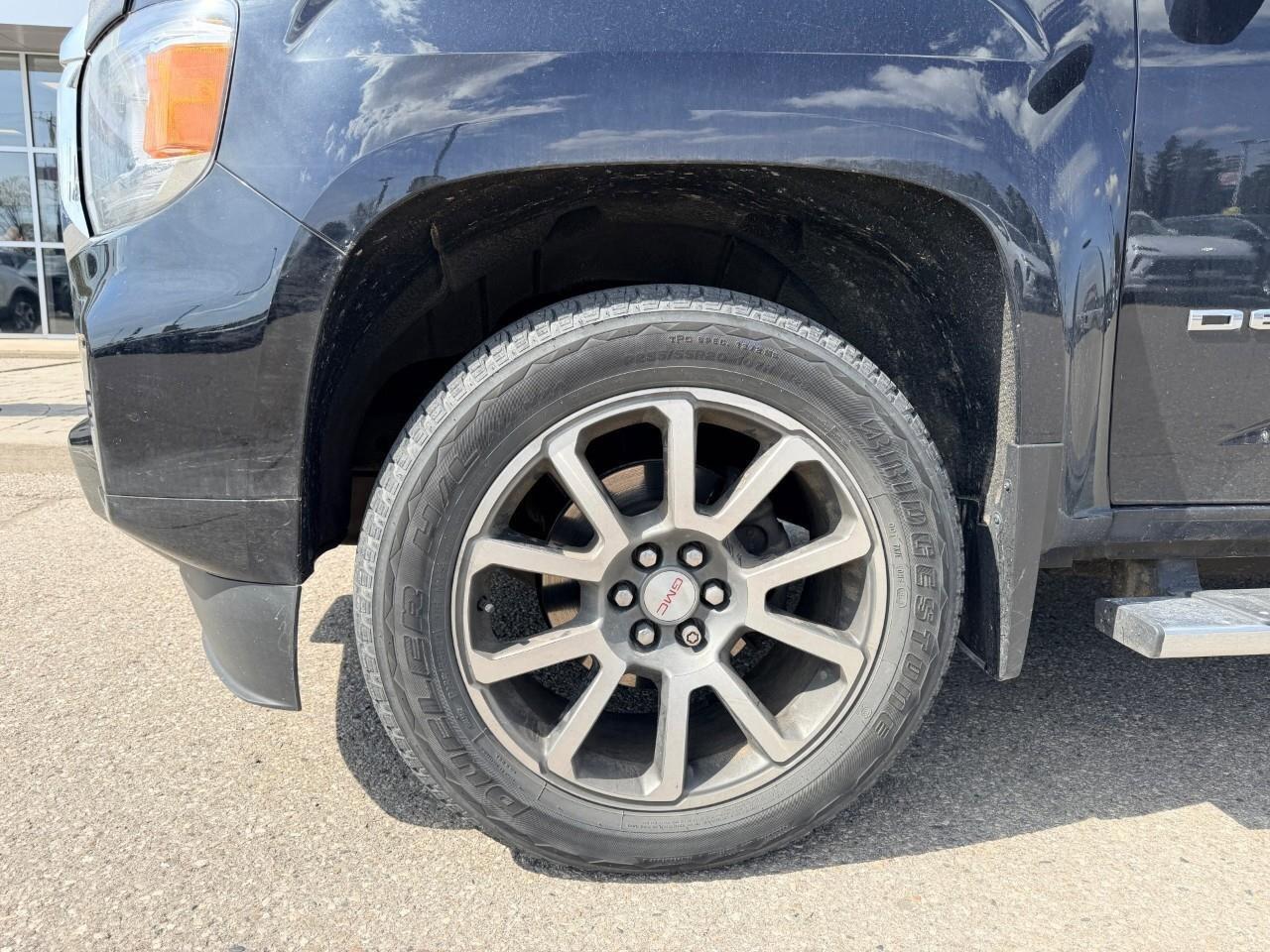 2021 GMC Canyon 4WD Crew Cab 128  Denali Photo
