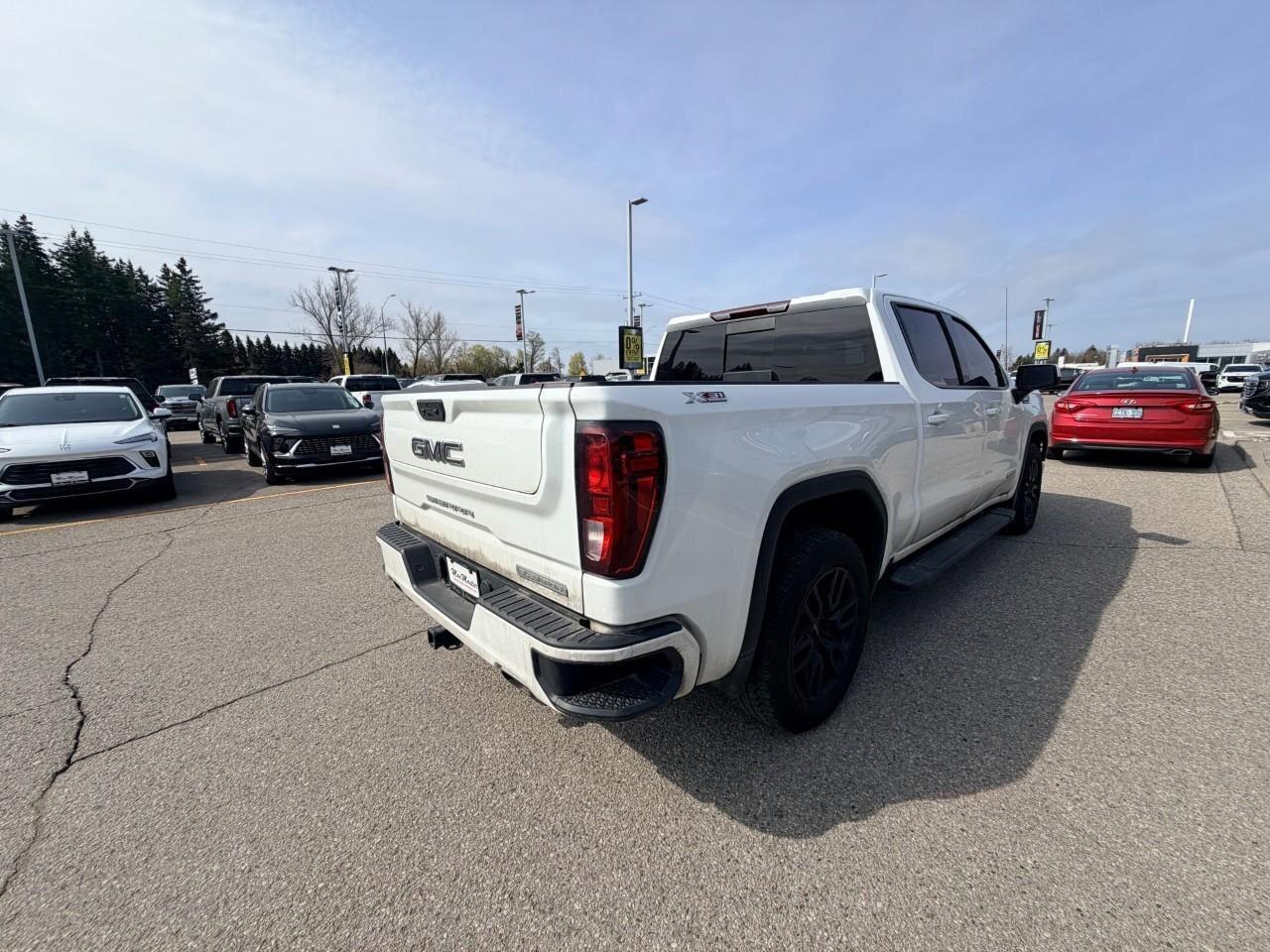 2023 GMC Sierra 1500 4WD Crew Cab 147  Elevation Photo