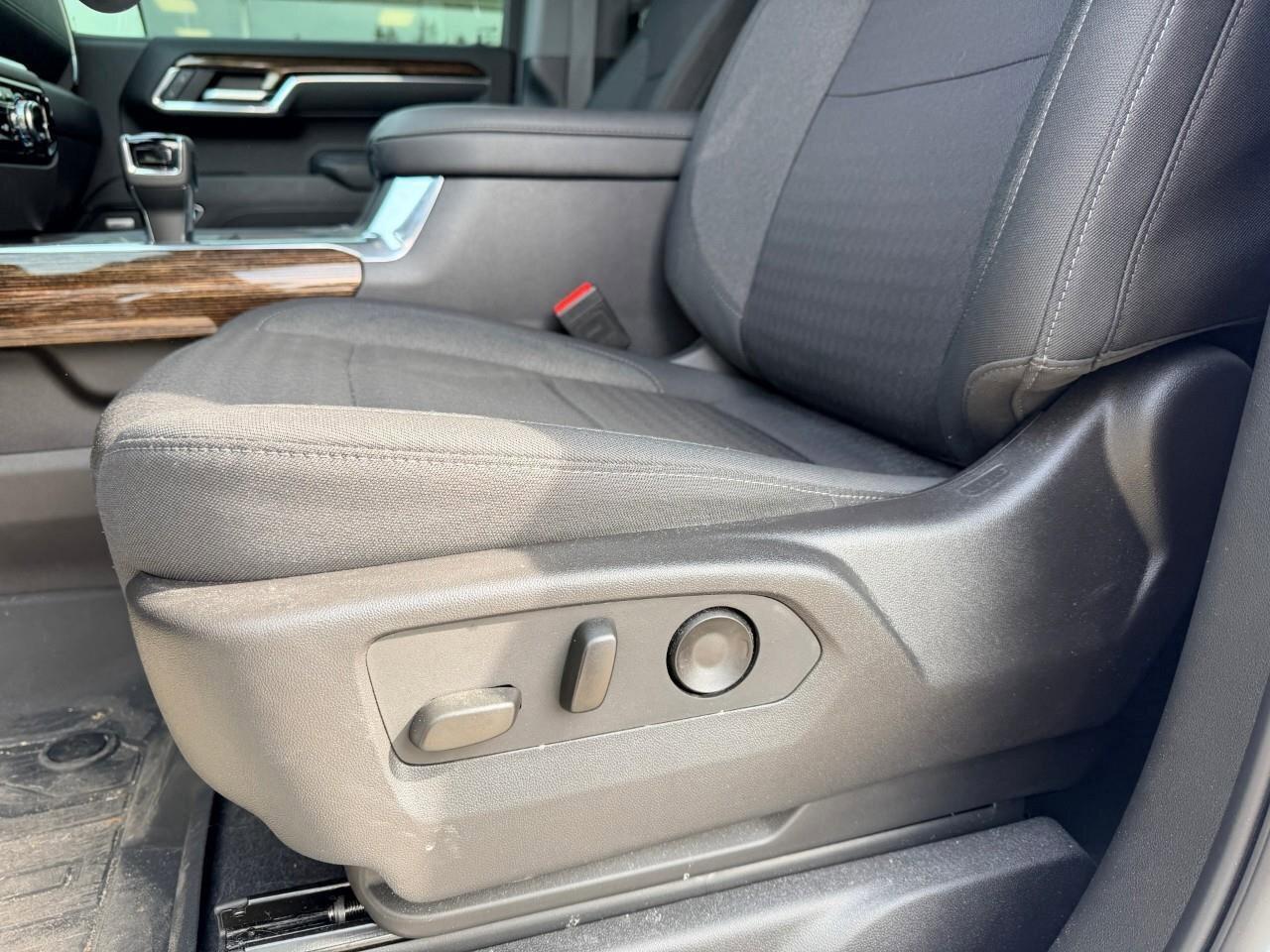 2023 GMC Sierra 1500 4WD Crew Cab 147  Elevation Photo